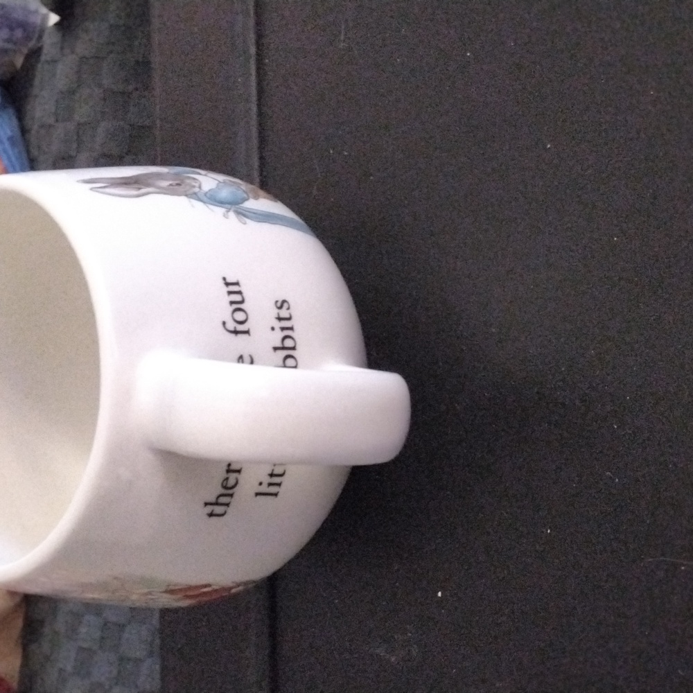 Peter Rabbit cup - Picture 3 of 5